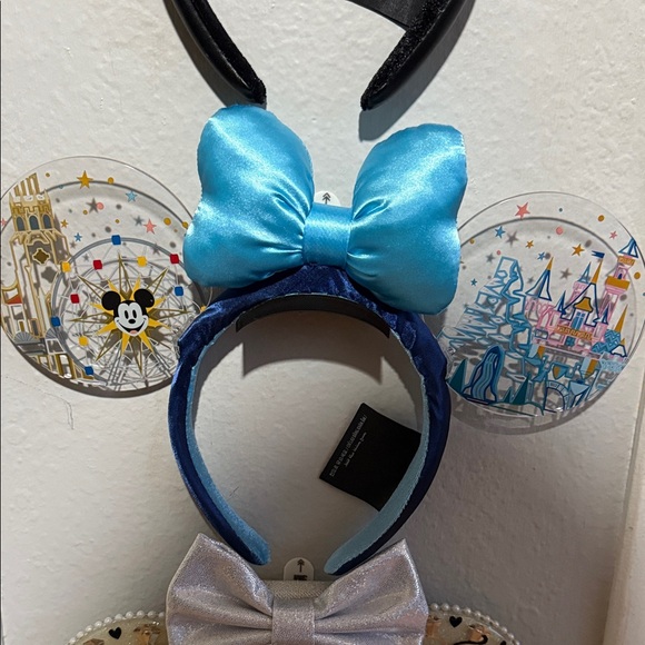 Mickey ears - Picture 1 of 3